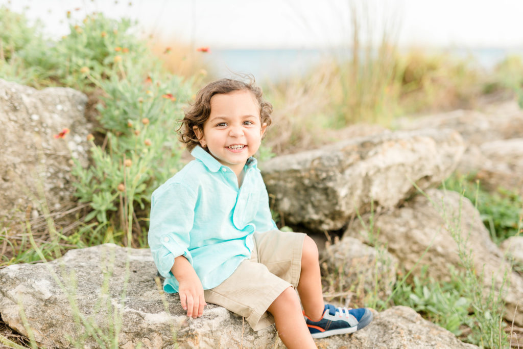 Family Photography Session at Sunset in Cypress Point Park. Tampa family photographer Cypress Point Park Florida photographers Jommy Photography family picture ideas photographing families with toddlers candid moments natural light photography #floridaphotographer #jommyphotography #tampafamilyphotography #cypresspointpark #familyphotography #photographingtoddlers #outdoorfamilysession #candidfamilyphotos #goldenhourphotography #idealclients #familysession